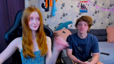 Snapshot of laksmrrr chatting on 12.31.24 Lu Alex online show from 12.31.24