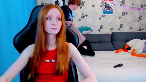 Snapshot of laksmrrr chatting on 03.12.25 Lu Alex online show from 03.12.25