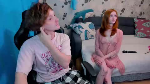 Snapshot of laksmrrr chatting on 09.29.25 Lu Alex online show from 09.29.25