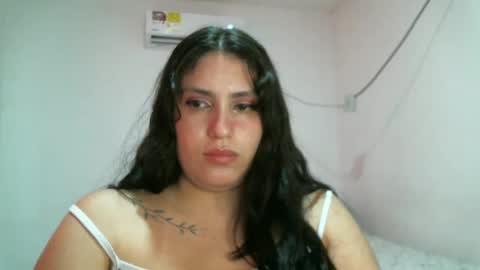 Snapshot of lala_gomez01 chatting on 01.25.25 laura gomez online show from 01.25.25
