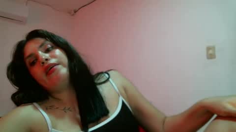 Snapshot of lala_gomez01 chatting on 01.31.25 laura gomez online show from 01.31.25
