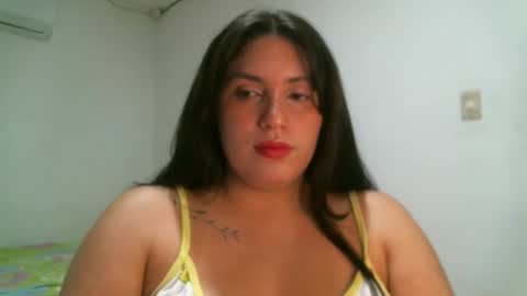 Snapshot of lala_gomez01 chatting on 02.04.25 laura gomez online show from 02.04.25