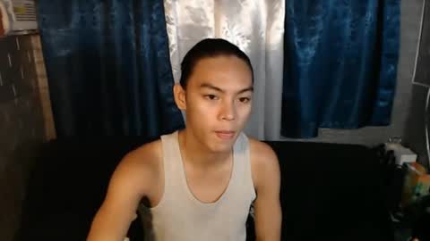 Snapshot of lalakinghugecock_2 chatting on 12.29.24 lalakinghugecock_2 online show from 12.29.24