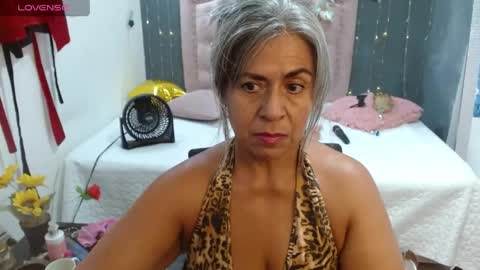 Snapshot of lalisha_96 chatting on 05.21.26 lalisha online show from 05.21.26