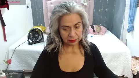 Snapshot of lalisha_96 chatting on 05.26.26 lalisha online show from 05.26.26