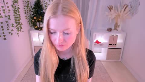 Laly online show from 01.05.25