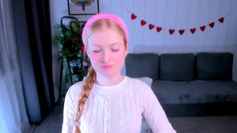 Laly online show from 02.19.25