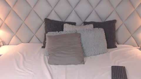 Laly Castro online show from 01.29.25