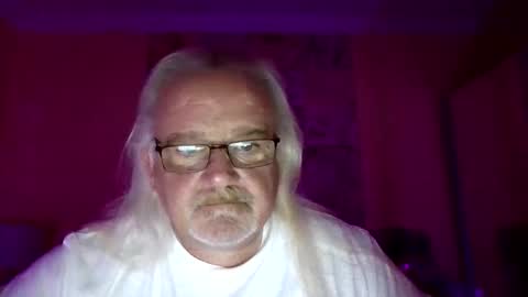 Snapshot of lamabama chatting on 09.09.25 lamabama online show from 09.09.25