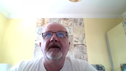 Snapshot of lamabama chatting on 09.21.25 lamabama online show from 09.21.25