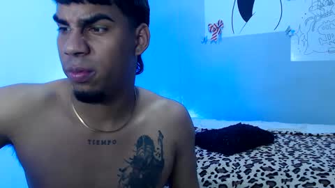 Snapshot of lamachine_ chatting on 02.04.25 lamachine_ online show from 02.04.25