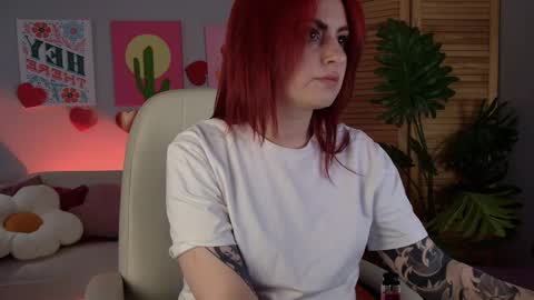 just call me Lana  and her security online show from 04.18.26