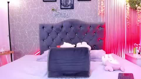 Snapshot of lana_gill chatting on 06.24.26 lana_gill online show from 06.24.26