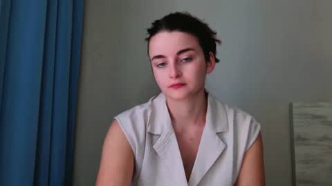 Snapshot of lana_gl chatting on 06.16.26 lana_gl online show from 06.16.26