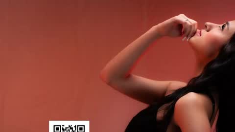 Snapshot of lana_owens1 chatting on 04.15.26 Lana Owens online show from 04.15.26