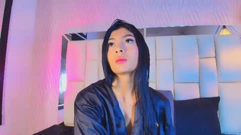 Snapshot of lana_sliim chatting on 06.19.26 Vanessa online show from 06.19.26
