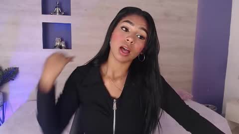 Snapshot of lana_starlet chatting on 03.18.26 katiuska online show from 03.18.26