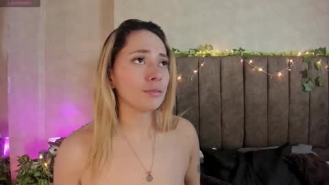 Snapshot of lanaamills chatting on 02.05.26 Lana online show from 02.05.26