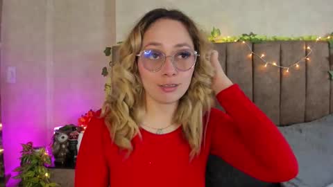 Snapshot of lanaamills chatting on 02.27.26 Lana online show from 02.27.26