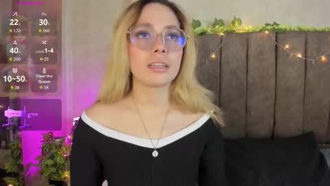 Snapshot of lanaamills chatting on 02.28.26 Lana online show from 02.28.26