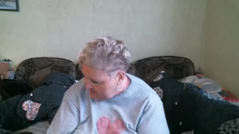 lanacat555 online show from 11.29.25