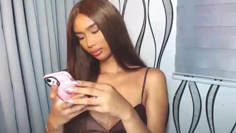 Lana online show from 02.24.25