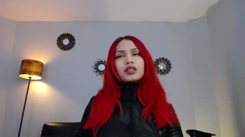 Snapshot of lanadoux_ chatting on 12.05.24 Mistress Lana online show from 12.05.24