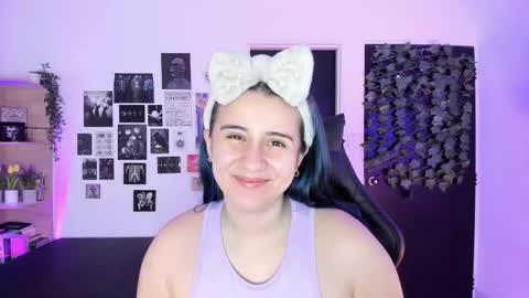 lanaherondale_ online show from 12.18.25