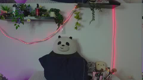 Snapshot of lanaherondale_ chatting on 07.14.26 lanaherondale_ online show from 07.14.26