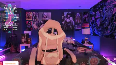 L A N A  online show from 11.05.25