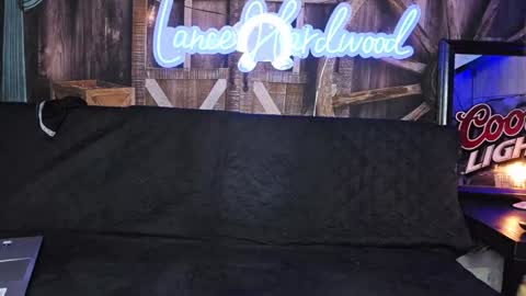 Snapshot of lancehardwood222 chatting on 02.04.25 LANCE online show from 02.04.25