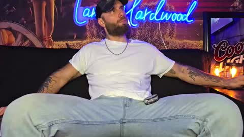 Snapshot of lancehardwood222 chatting on 10.04.25 LANCE online show from 10.04.25