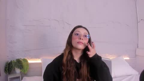 Snapshot of lanna_18_ chatting on 03.12.26 Lanna online show from 03.12.26