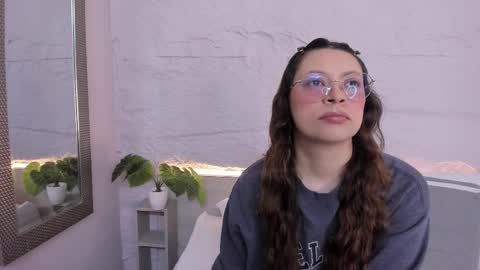 Snapshot of lanna_18_ chatting on 03.26.26 Lanna online show from 03.26.26