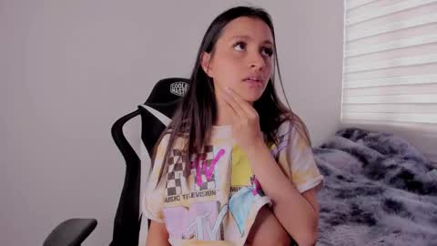 lanna_as online show from 01.28.25