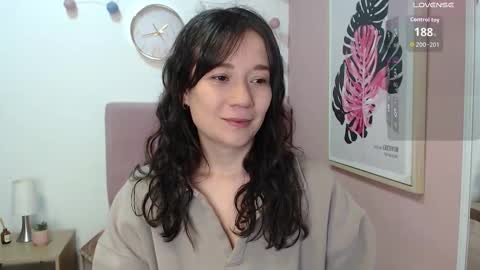Lanna online show from 10.15.25