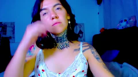 Snapshot of lannie_gonzales chatting on 05.14.26 LANNIE online show from 05.14.26