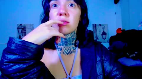 Snapshot of lannie_gonzales chatting on 05.21.26 LANNIE online show from 05.21.26