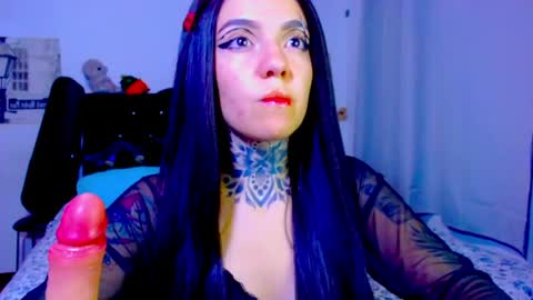 Snapshot of lannie_gonzales chatting on 05.23.26 LANNIE online show from 05.23.26