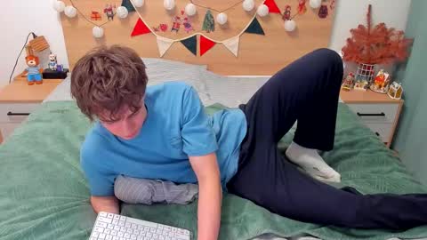 Fandi online show from 12.15.25