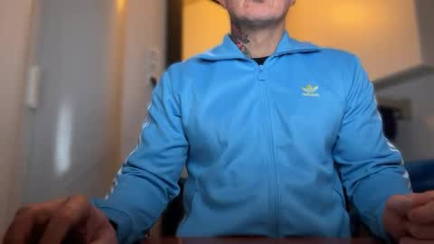 Snapshot of lanzarote6 chatting on 01.17.25 BDSM online show from 01.17.25