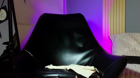 la paisita  online show from 01.31.25