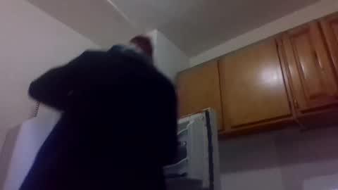 Snapshot of lapuzzycat201923 chatting on 12.17.24 Lapuzzycat201923 online show from 12.17.24