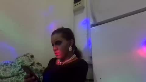 Snapshot of lapuzzycat201923 chatting on 01.16.25 Lapuzzycat201923 online show from 01.16.25