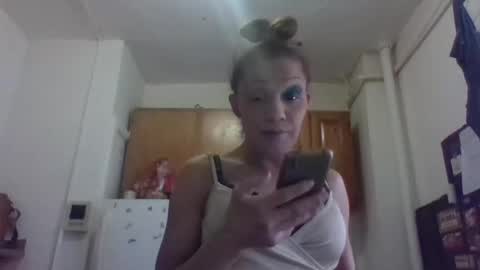 Snapshot of lapuzzycat201923 chatting on 02.12.25 Lapuzzycat201923 online show from 02.12.25