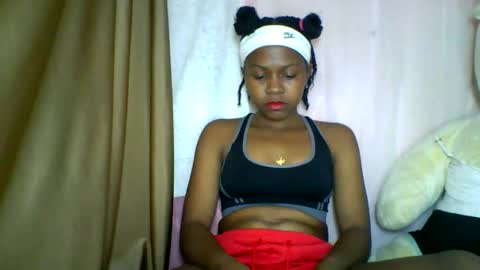 lara_belle online show from 05.13.26