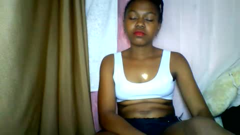 lara_belle online show from 05.21.26