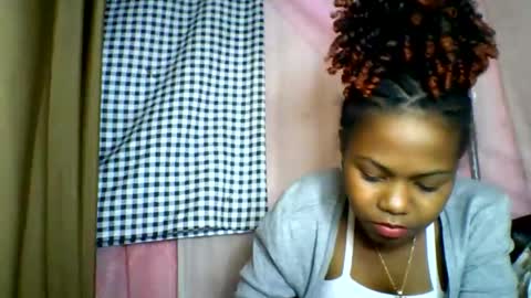 lara_belle online show from 06.10.26