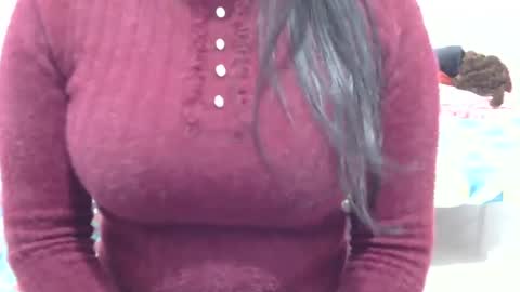 Snapshot of lara_dey chatting on 12.27.24 Anshika rai online show from 12.27.24