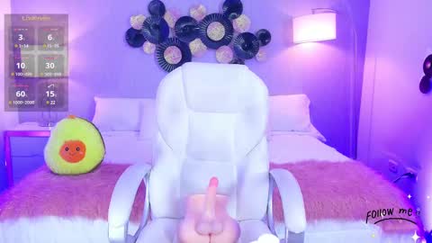 Lara online show from 02.13.25